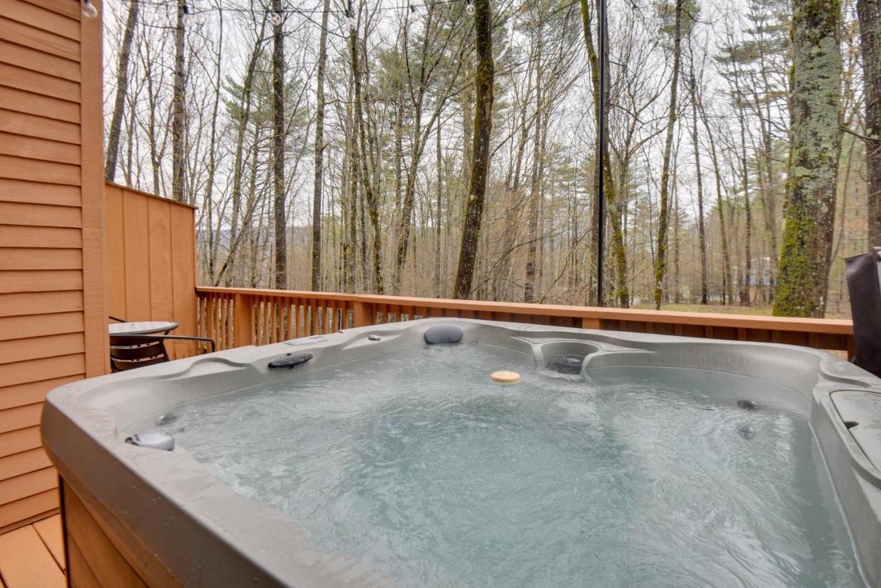 North Conway Townhome With Private Hot Tub And Deck! Exterior photo